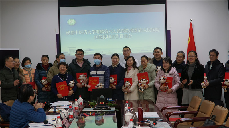18d97a5de81b48a5a87bf88deea93a4a.jpg