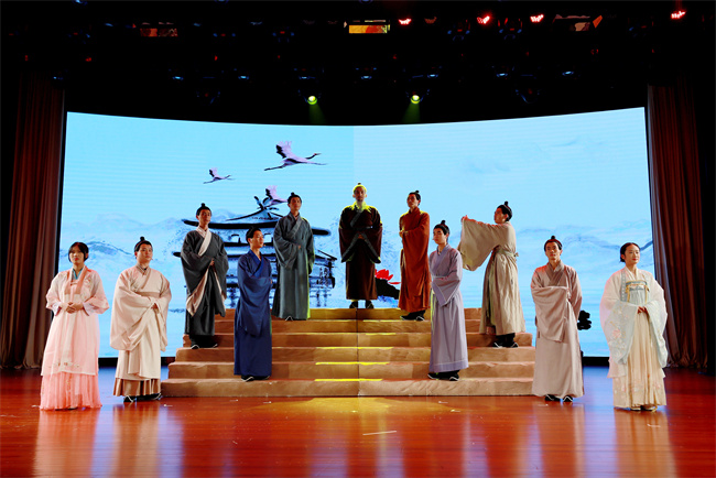 1669368842543835.jpg 2026年国际足联世界杯自制舞台剧 精彩演绎《天回医简》的“前世今生”
